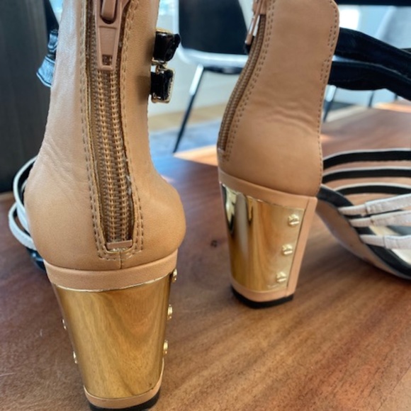 Jessica Simpson Tri Tone Strappy Heels, size 7.5. - Picture 4 of 4